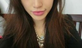 娱乐吃瓜小丫头是谁啊视频,她是如何成为网络红人的？