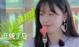 娱乐吃瓜小丫头是谁啊视频,她是如何成为网络红人的？